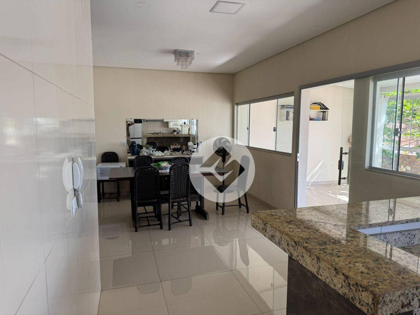 Casa à venda com 3 quartos, 191m² - Foto 9