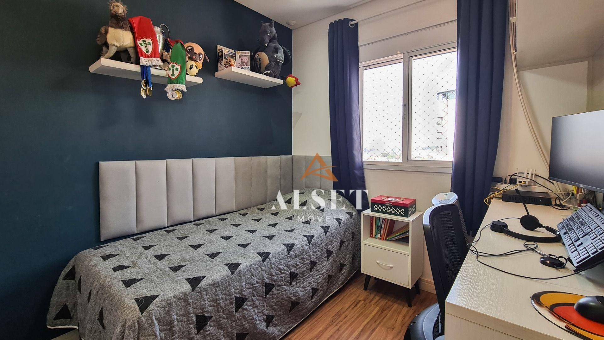 Apartamento à venda com 3 quartos, 123m² - Foto 18