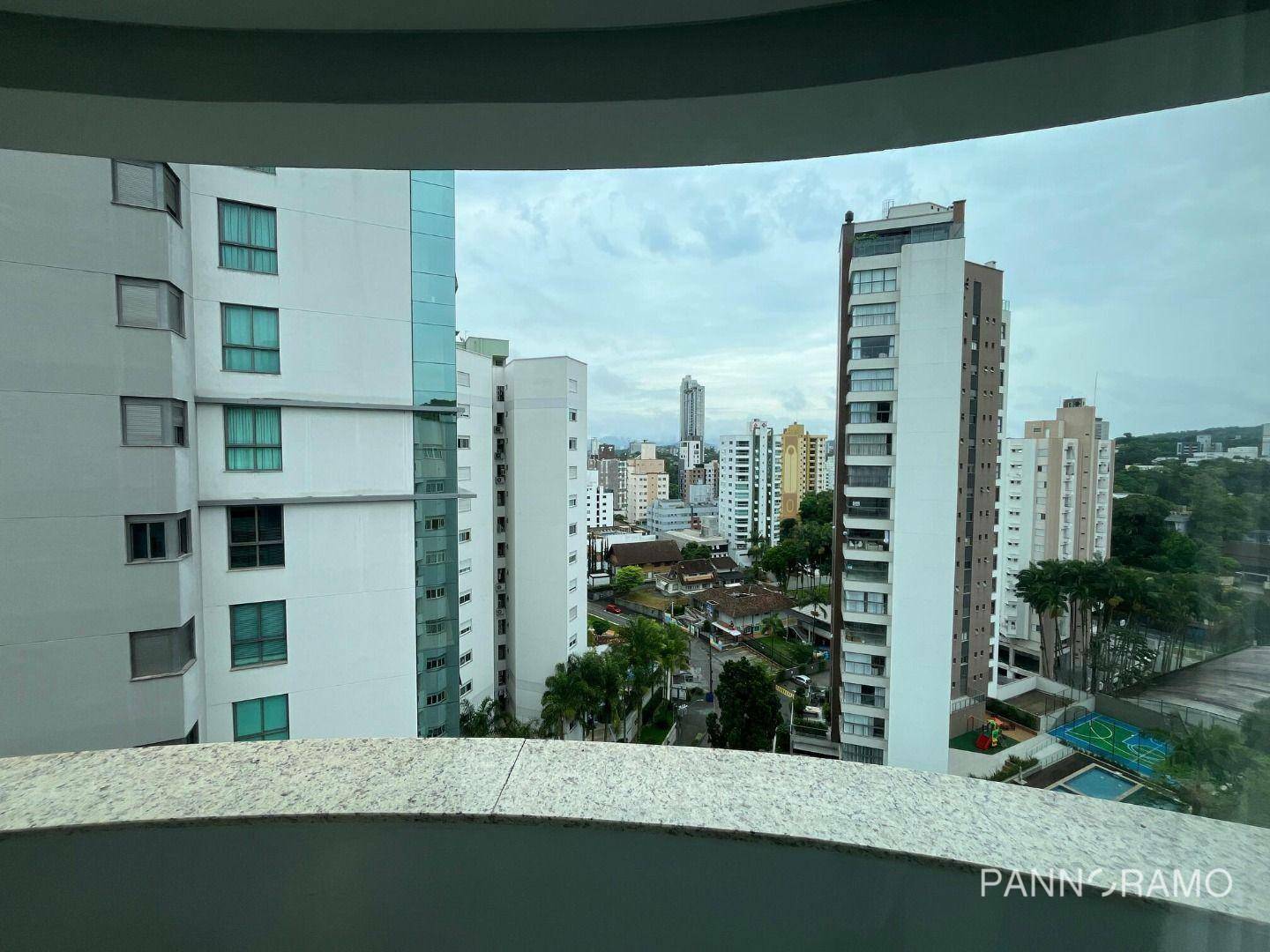 Apartamento à venda com 3 quartos, 194m² - Foto 10