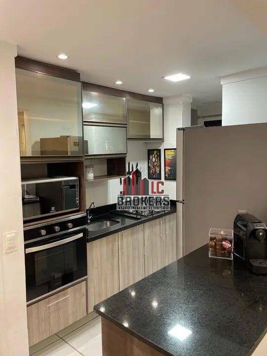 Apartamento para alugar com 2 quartos, 57m² - Foto 6