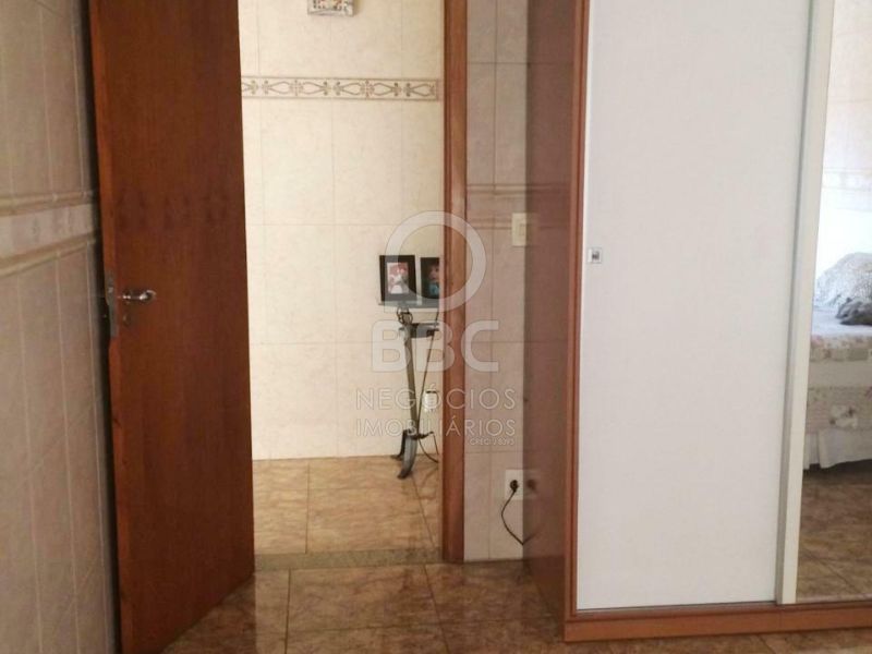 Sobrado à venda com 3 quartos, 206m² - Foto 25