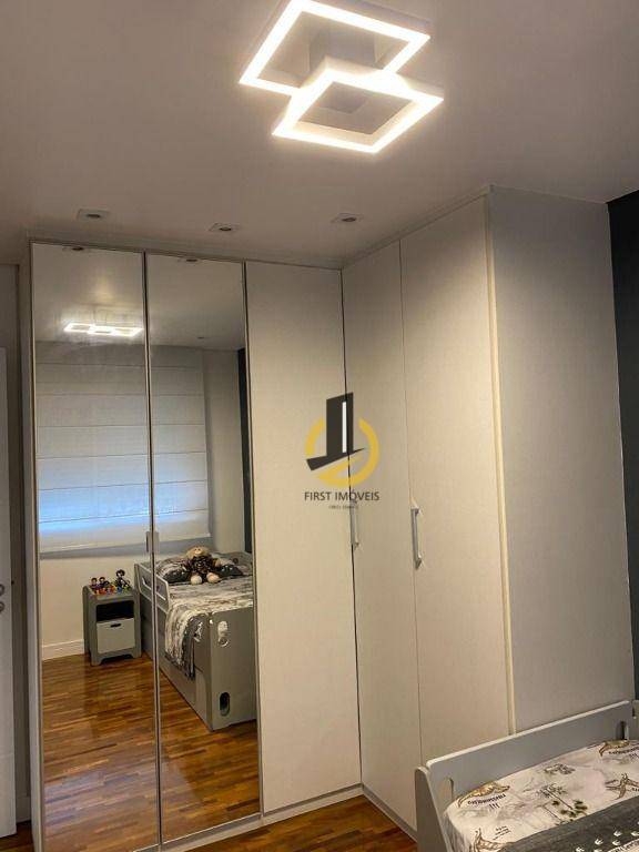 Apartamento à venda com 4 quartos, 240m² - Foto 24