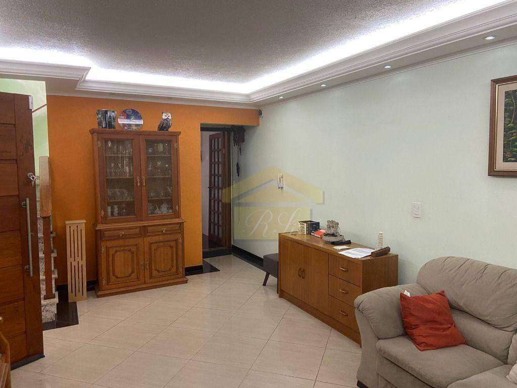 Sobrado à venda com 3 quartos, 120m² - Foto 1