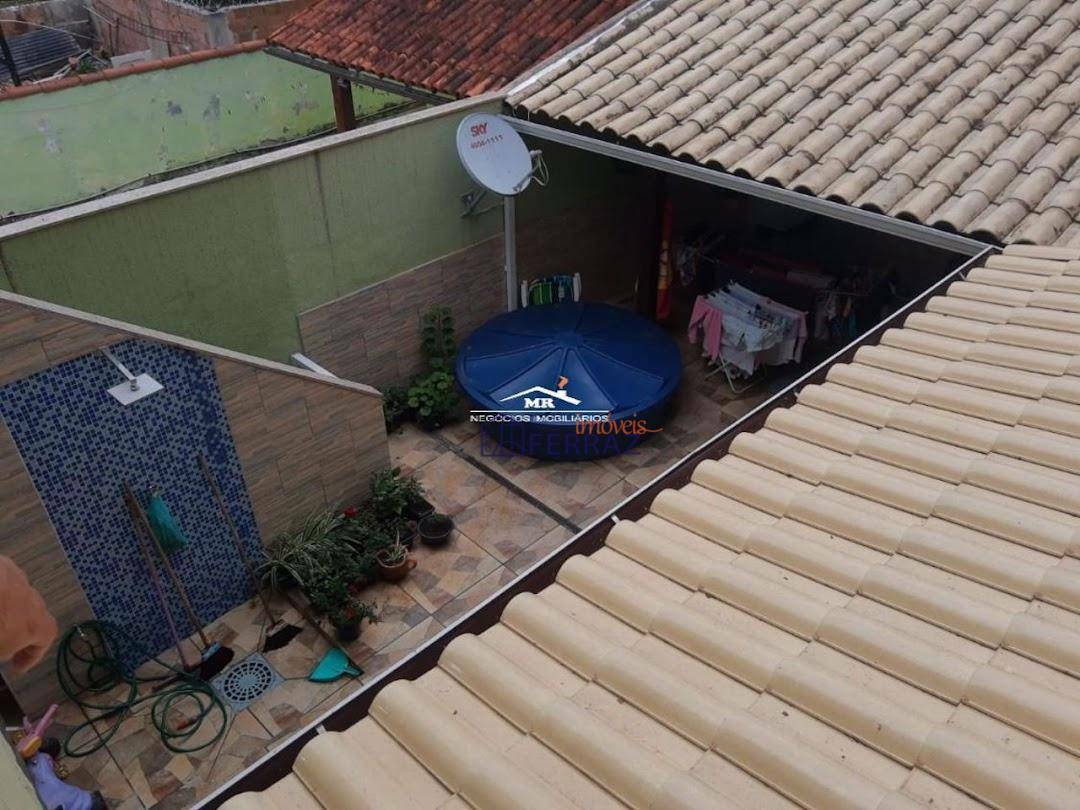 Casa à venda com 3 quartos, 200m² - Foto 32