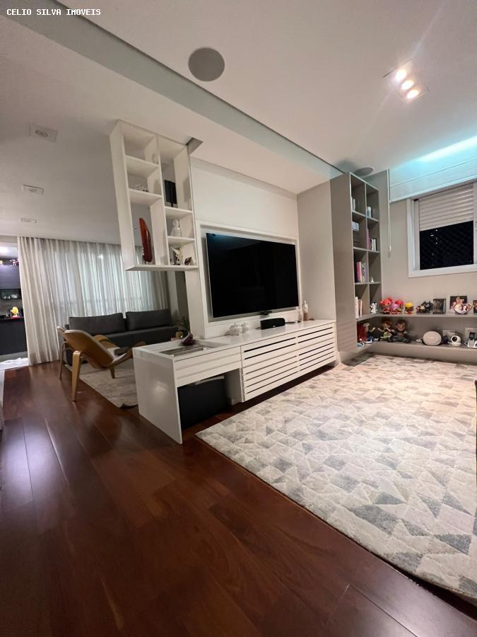 Apartamento à venda com 3 quartos, 156m² - Foto 12