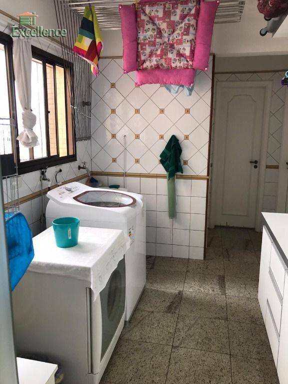 Apartamento à venda com 4 quartos, 230m² - Foto 21