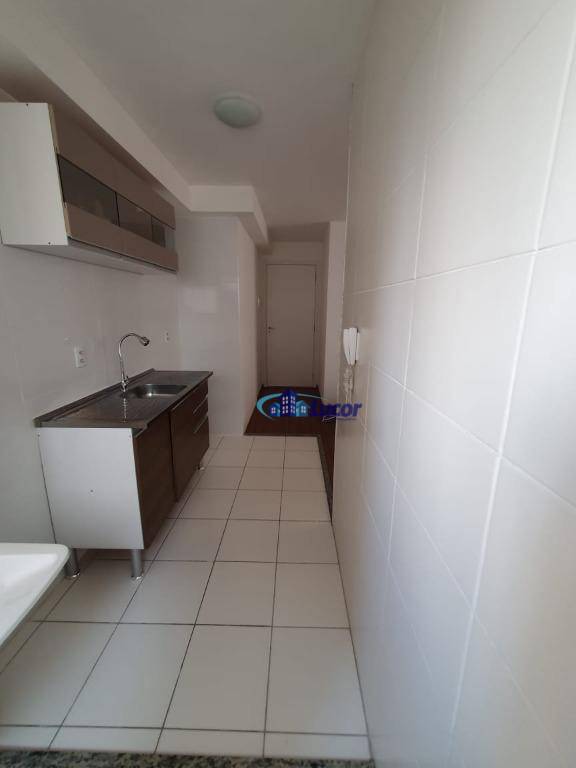 Apartamento à venda com 2 quartos, 42m² - Foto 18