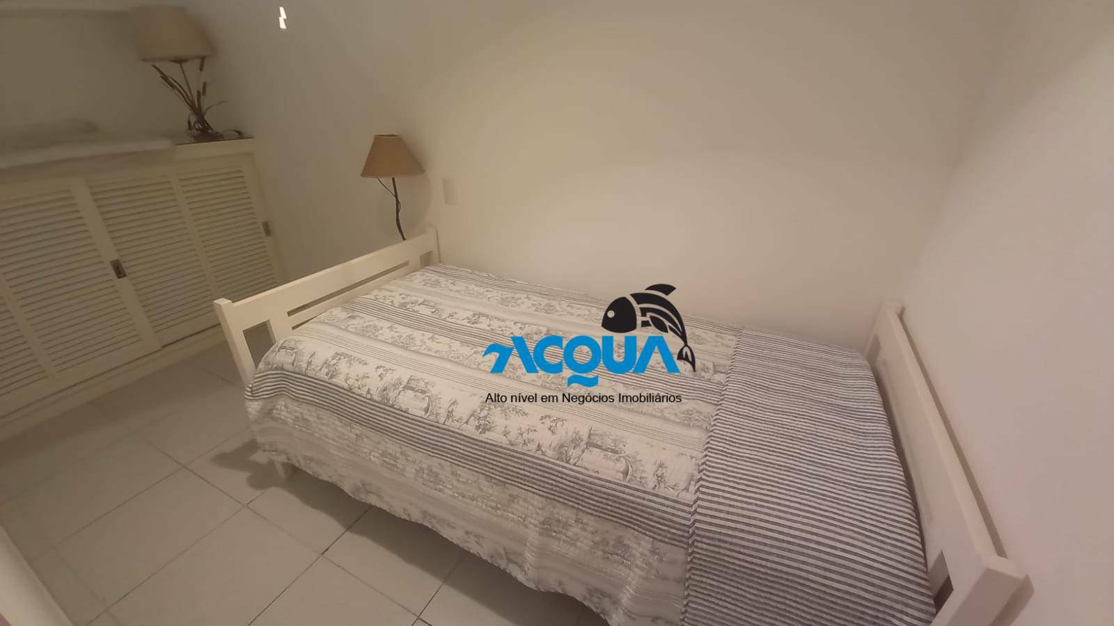 Apartamento à venda com 3 quartos, 150m² - Foto 4