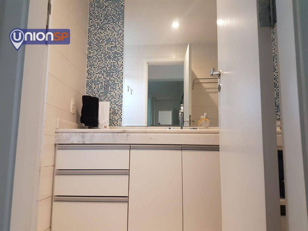 Apartamento à venda com 4 quartos, 154m² - Foto 9