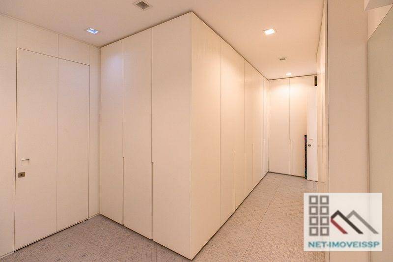 Apartamento à venda com 3 quartos, 260m² - Foto 34