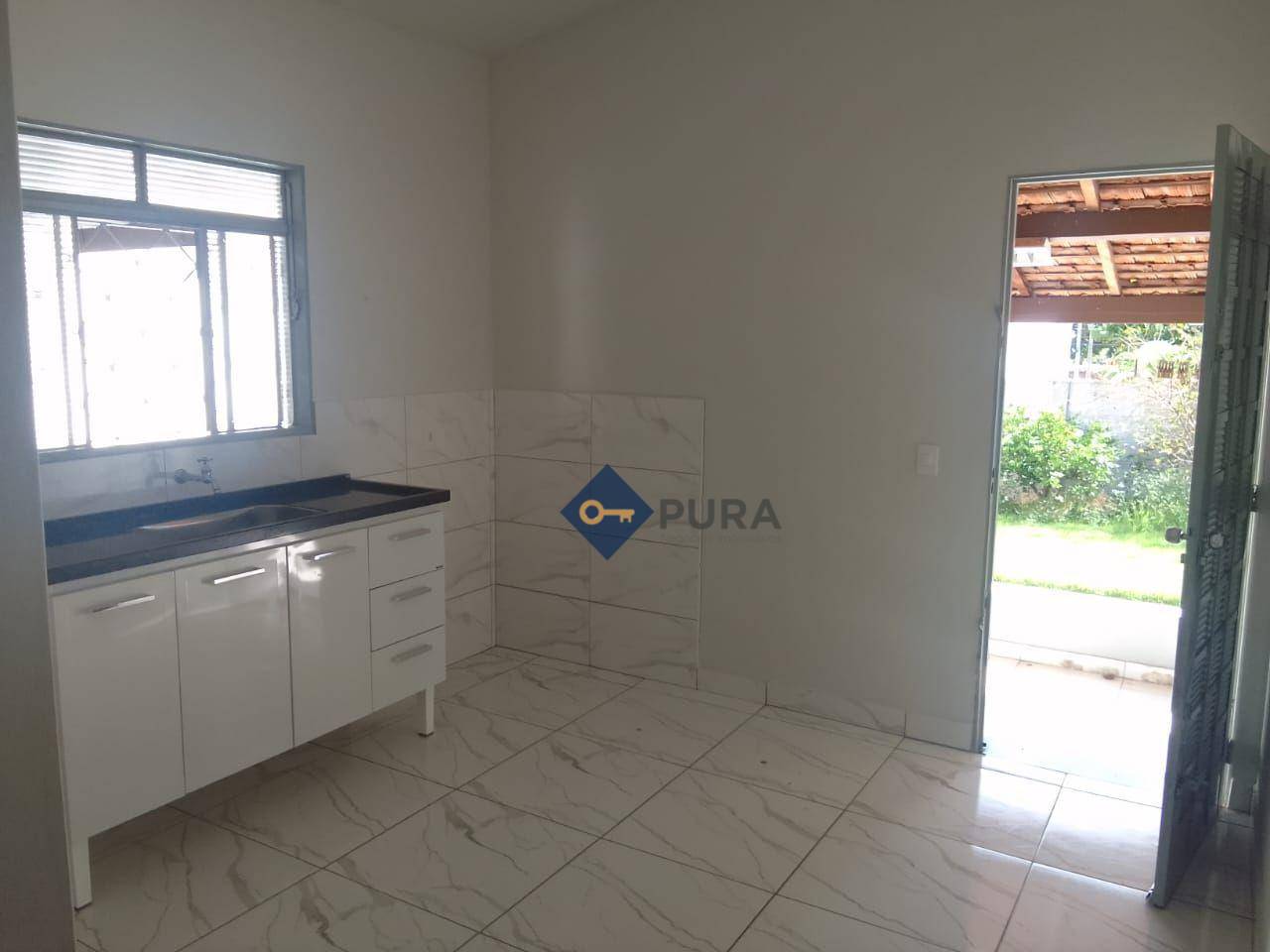 Casa à venda com 2 quartos, 120m² - Foto 5