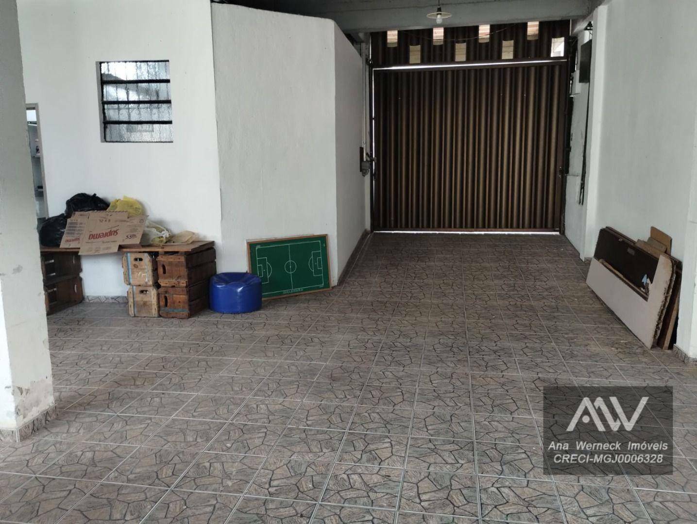 Apartamento à venda com 3 quartos, 200m² - Foto 35