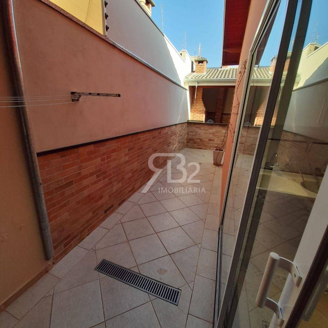 Casa à venda com 3 quartos, 186m² - Foto 6