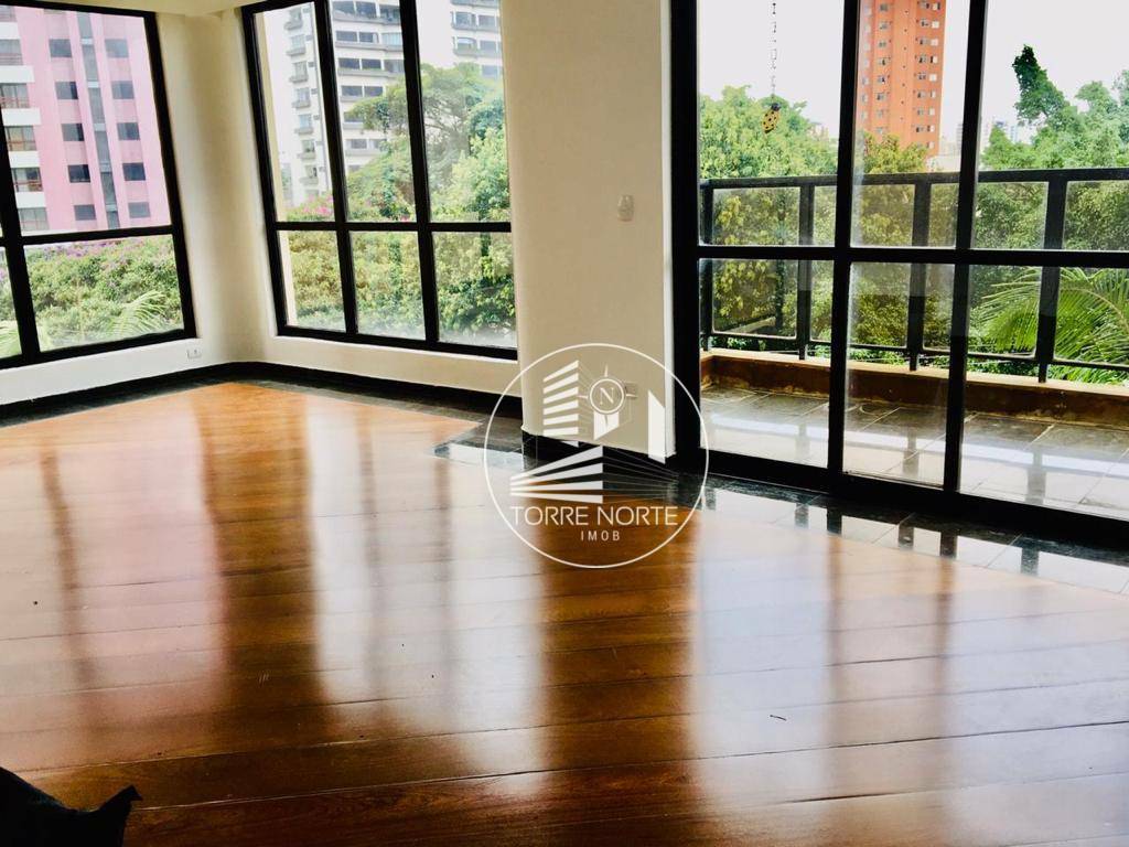 Apartamento à venda com 4 quartos, 220m² - Foto 11