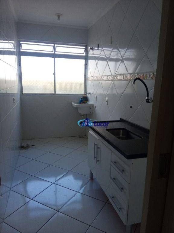 Apartamento para alugar com 2 quartos, 56m² - Foto 10