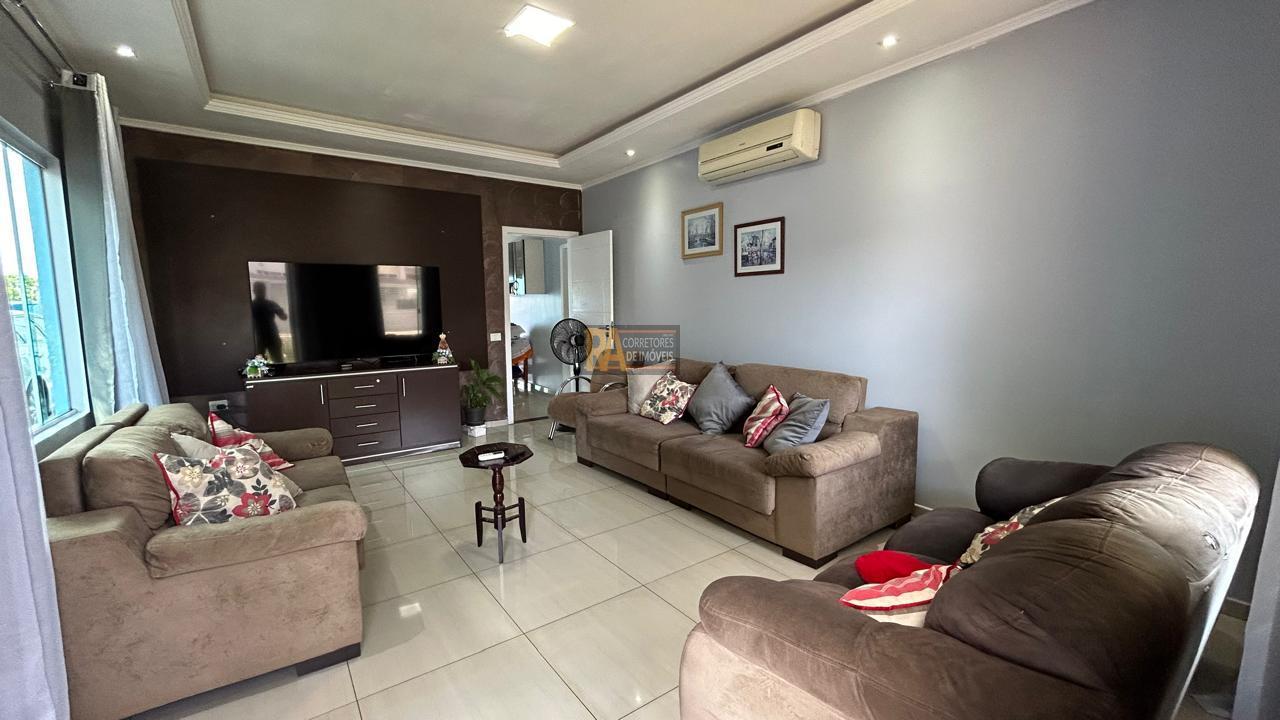Casa à venda com 3 quartos, 470m² - Foto 3