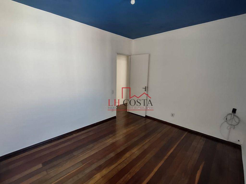 Apartamento à venda com 2 quartos, 75m² - Foto 9