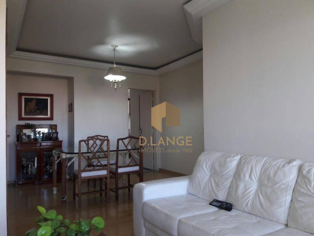 Apartamento à venda com 3 quartos, 96m² - Foto 1