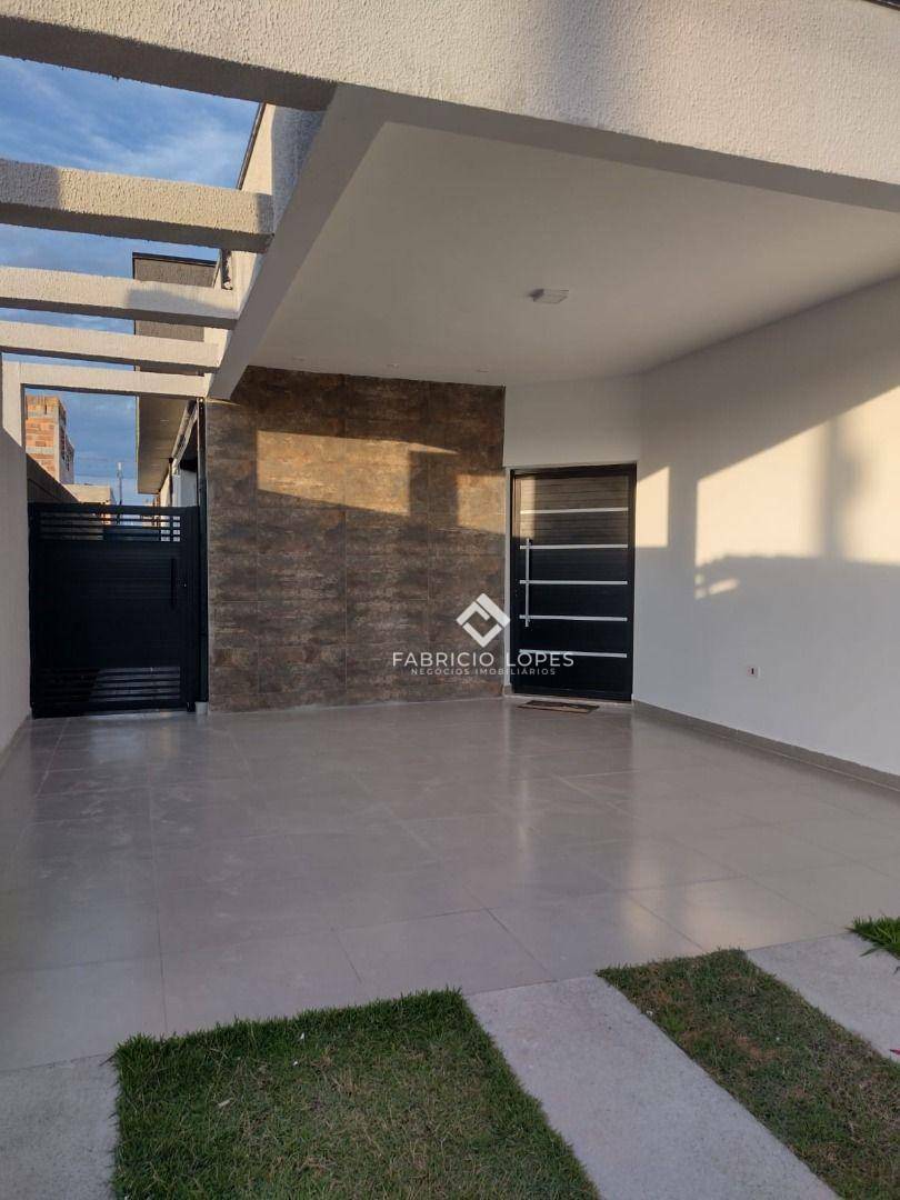 Casa à venda com 3 quartos, 133m² - Foto 2