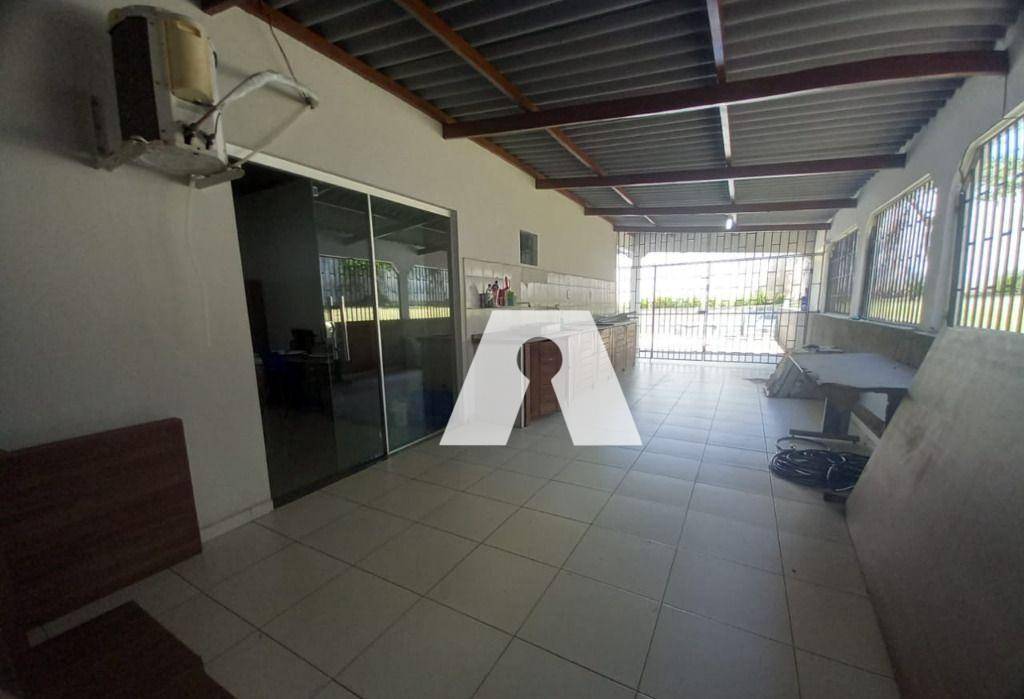 Casa para alugar com 3 quartos, 271m² - Foto 18