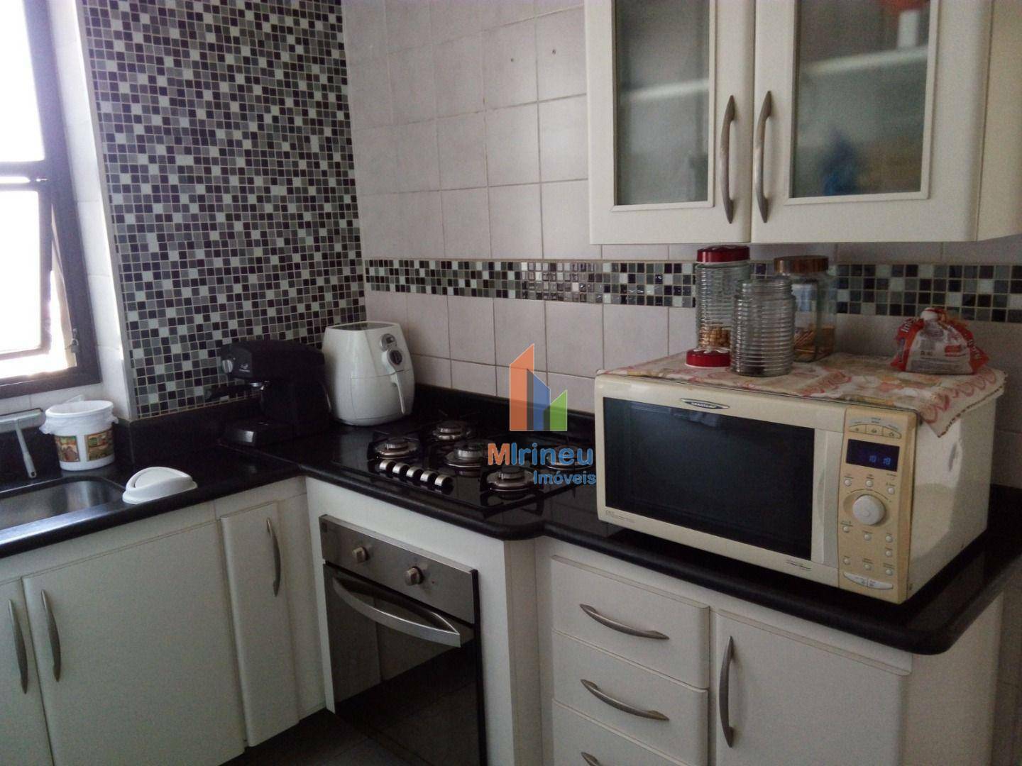 Apartamento à venda com 3 quartos, 100m² - Foto 12