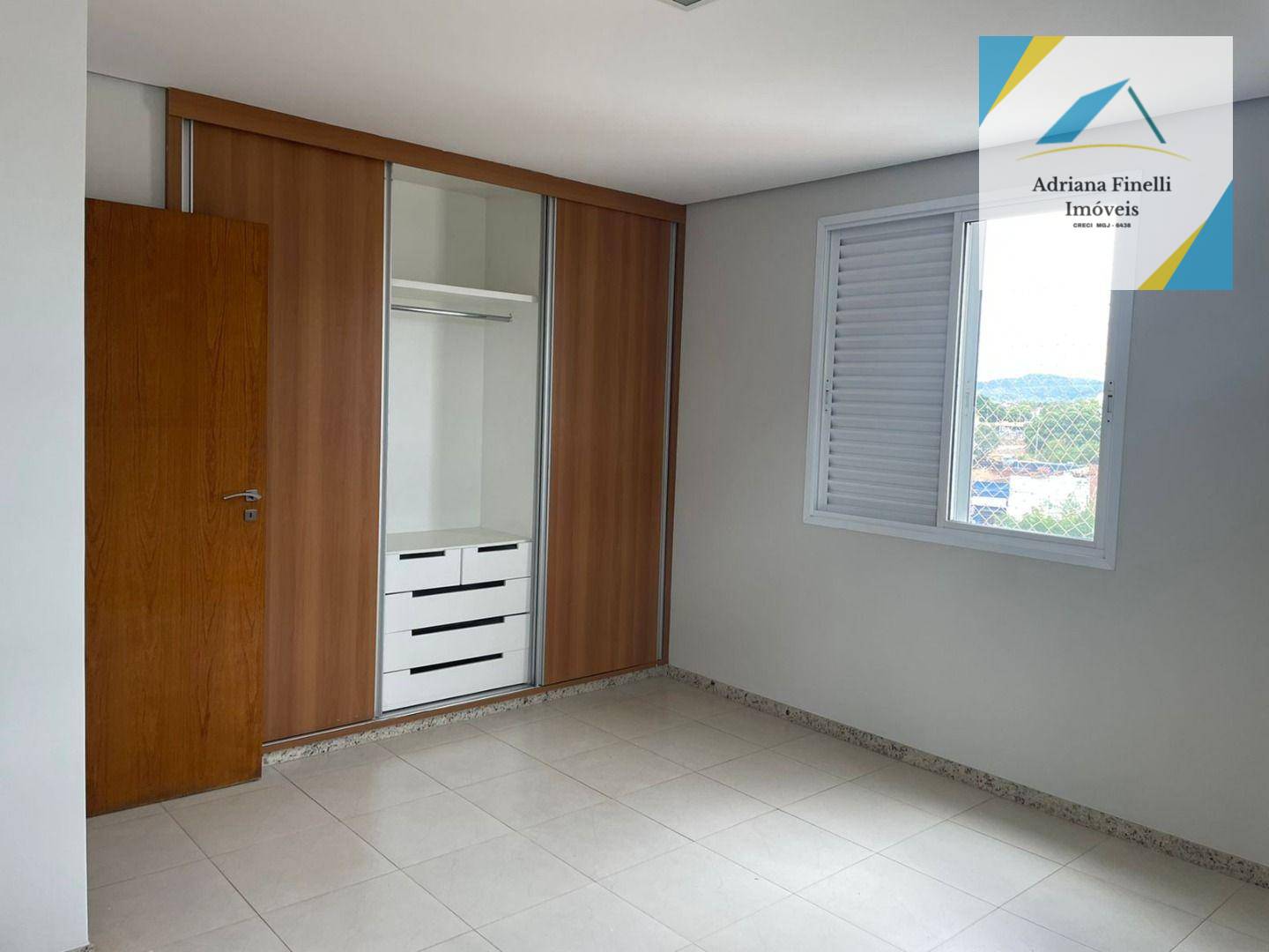 Apartamento à venda com 3 quartos, 82m² - Foto 17