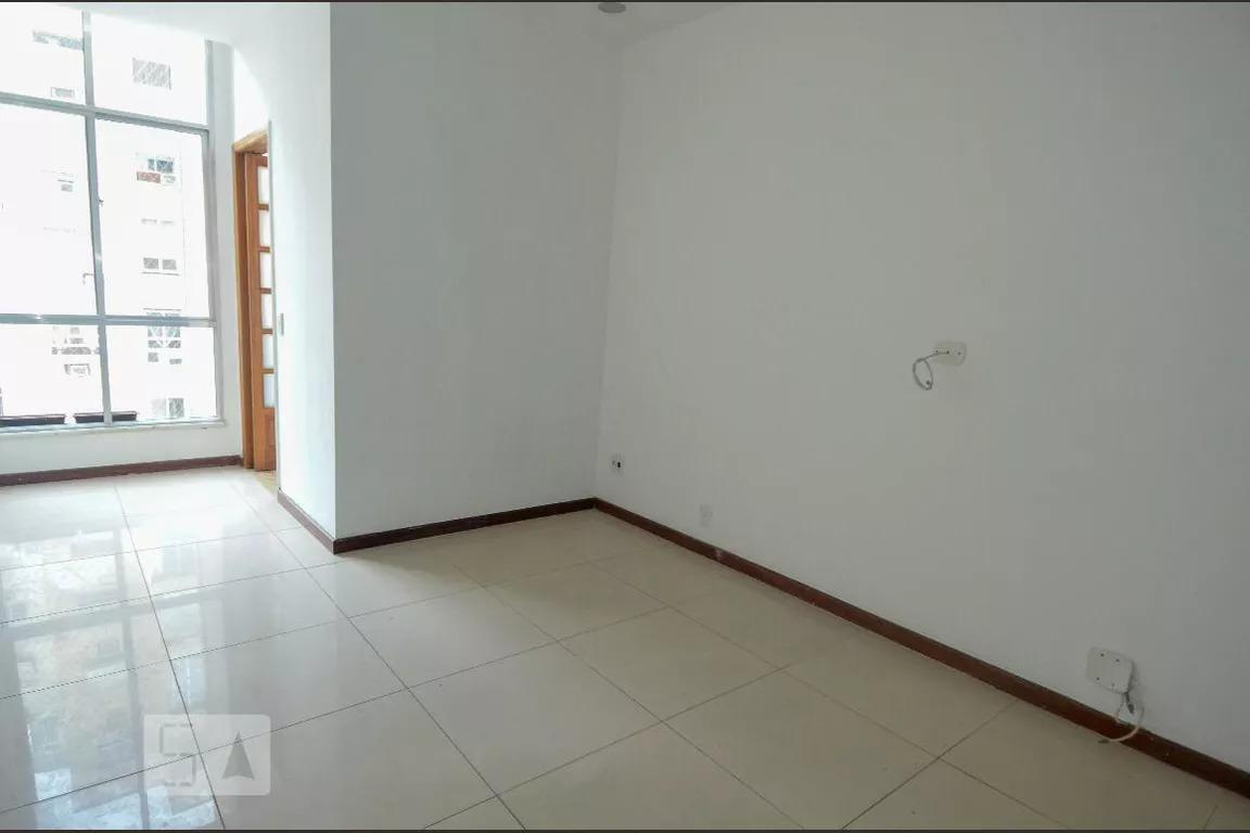 Apartamento à venda com 2 quartos, 65m² - Foto 26