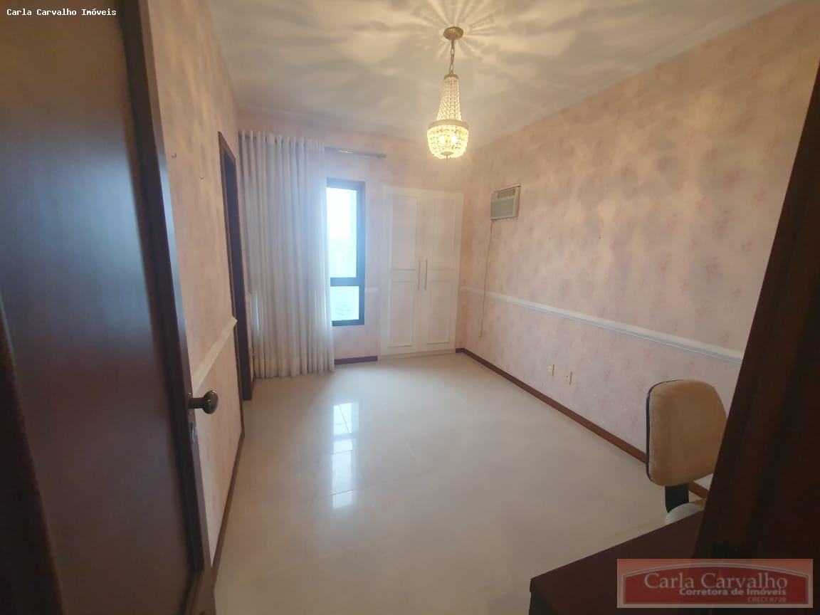 Apartamento à venda com 3 quartos, 198m² - Foto 3