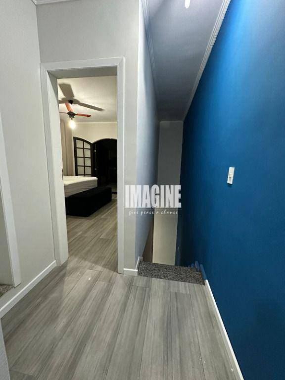 Sobrado à venda com 2 quartos, 150m² - Foto 12