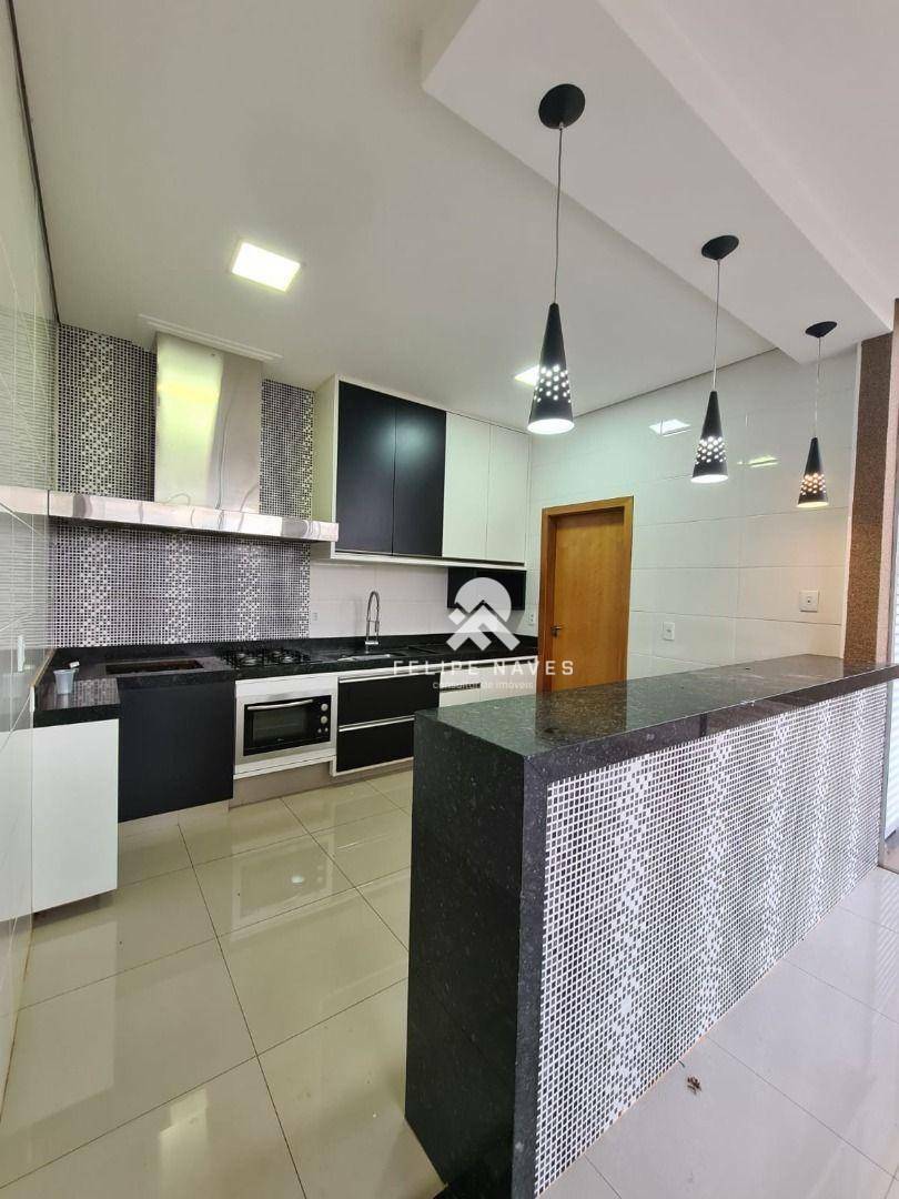 Casa à venda com 3 quartos, 213m² - Foto 9