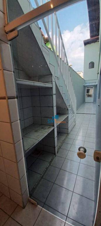 Sobrado à venda com 3 quartos, 274m² - Foto 16