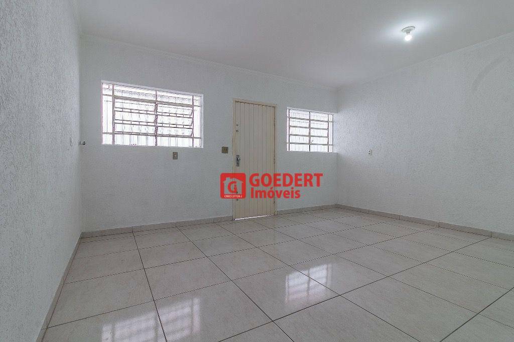 Casa para alugar com 3 quartos, 197m² - Foto 31