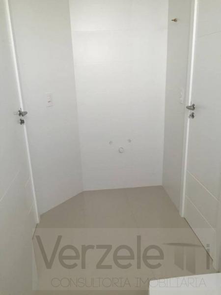 Apartamento à venda com 4 quartos, 140m² - Foto 33