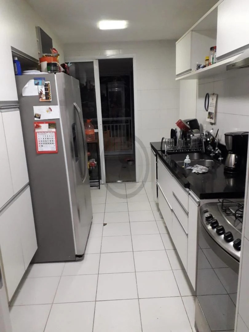 Apartamento à venda com 3 quartos, 138m² - Foto 4