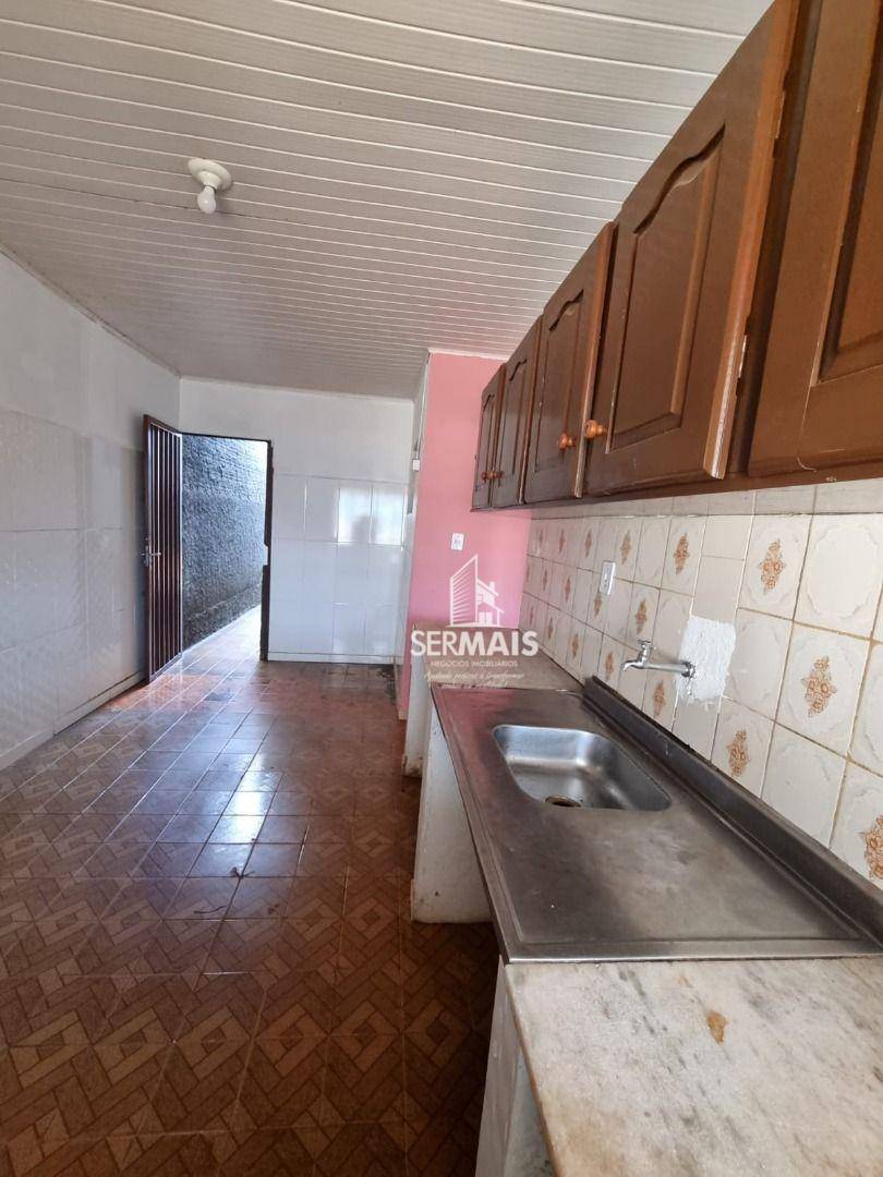 Casa à venda com 4 quartos, 110m² - Foto 19