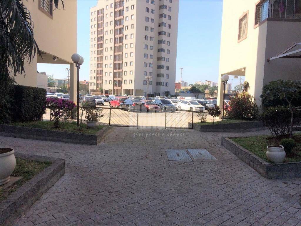 Apartamento à venda com 3 quartos, 63m² - Foto 11