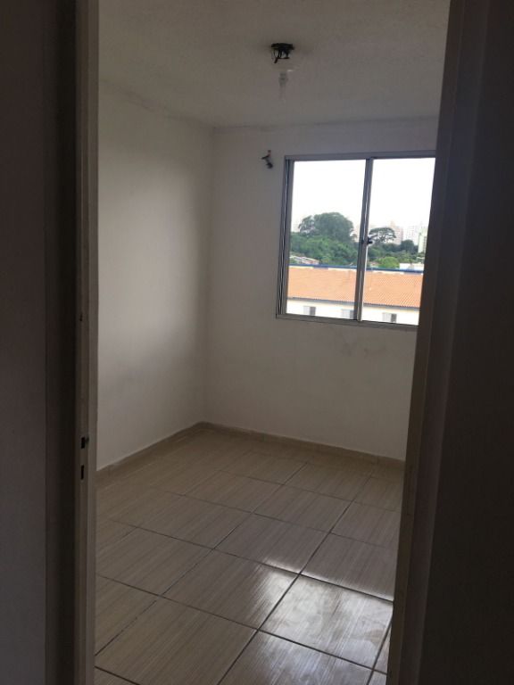 Apartamento para alugar com 2 quartos, 50m² - Foto 10