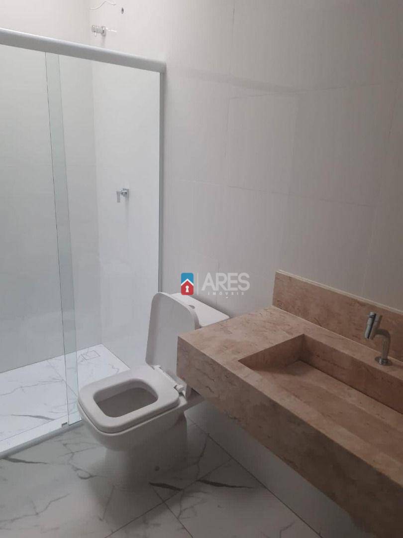 Casa à venda com 3 quartos, 192m² - Foto 18