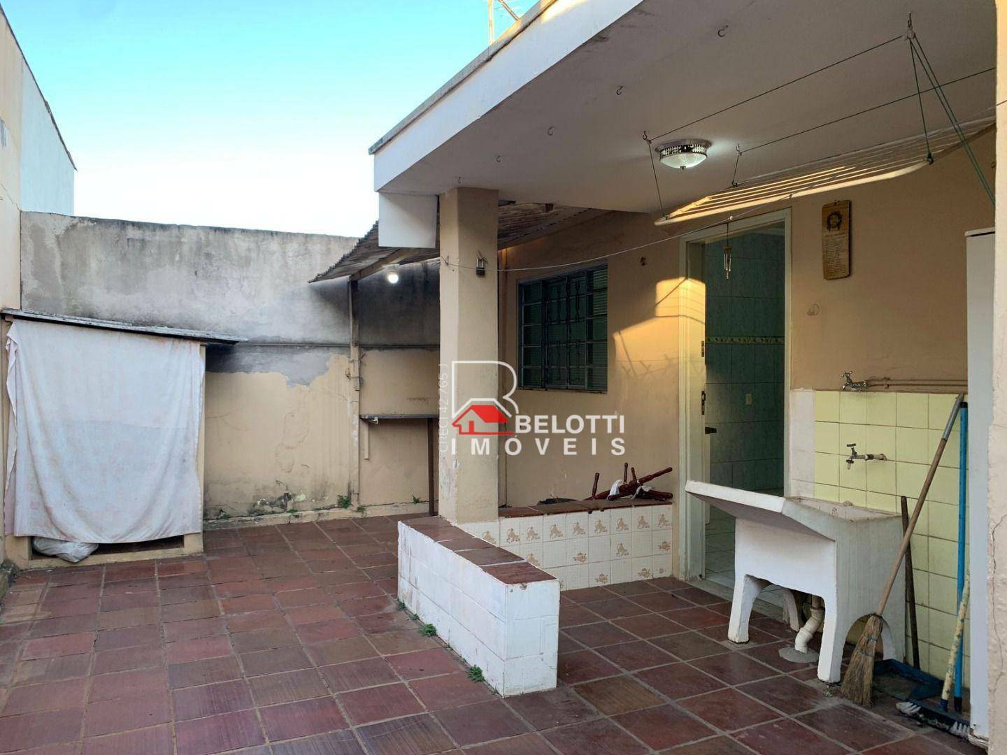 Casa à venda e aluguel com 3 quartos, 125m² - Foto 5