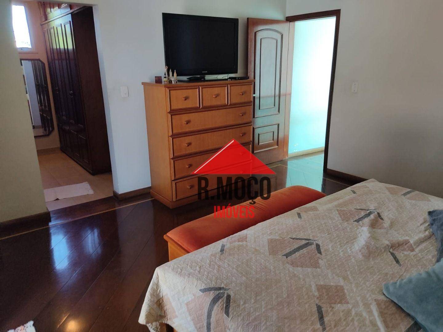 Sobrado à venda com 3 quartos, 387m² - Foto 27