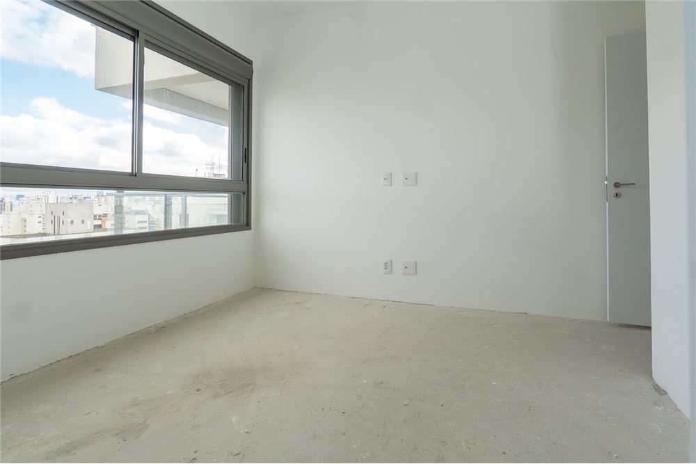 Apartamento à venda com 3 quartos, 158m² - Foto 15