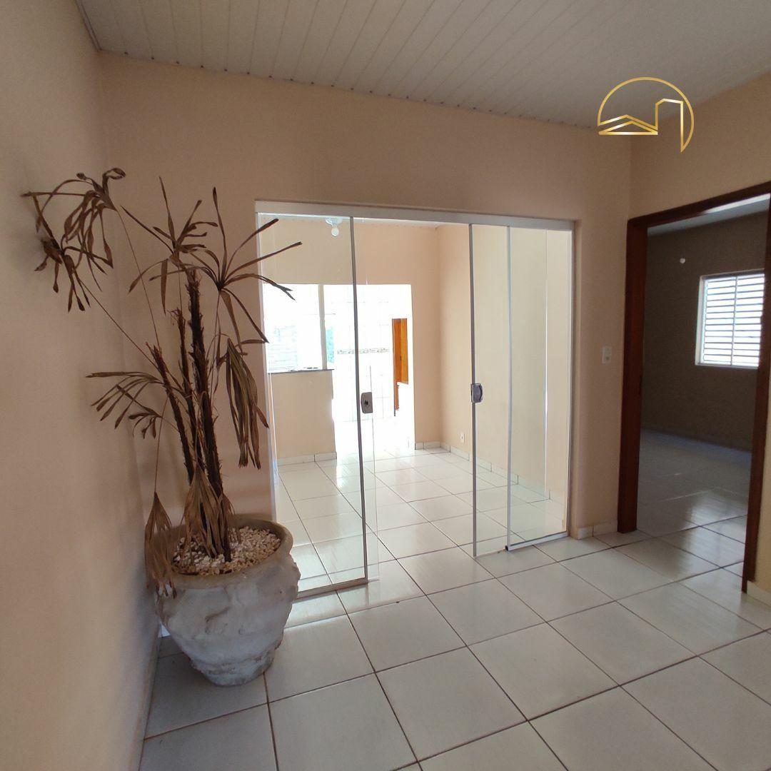 Casa para alugar com 2 quartos, 87m² - Foto 4