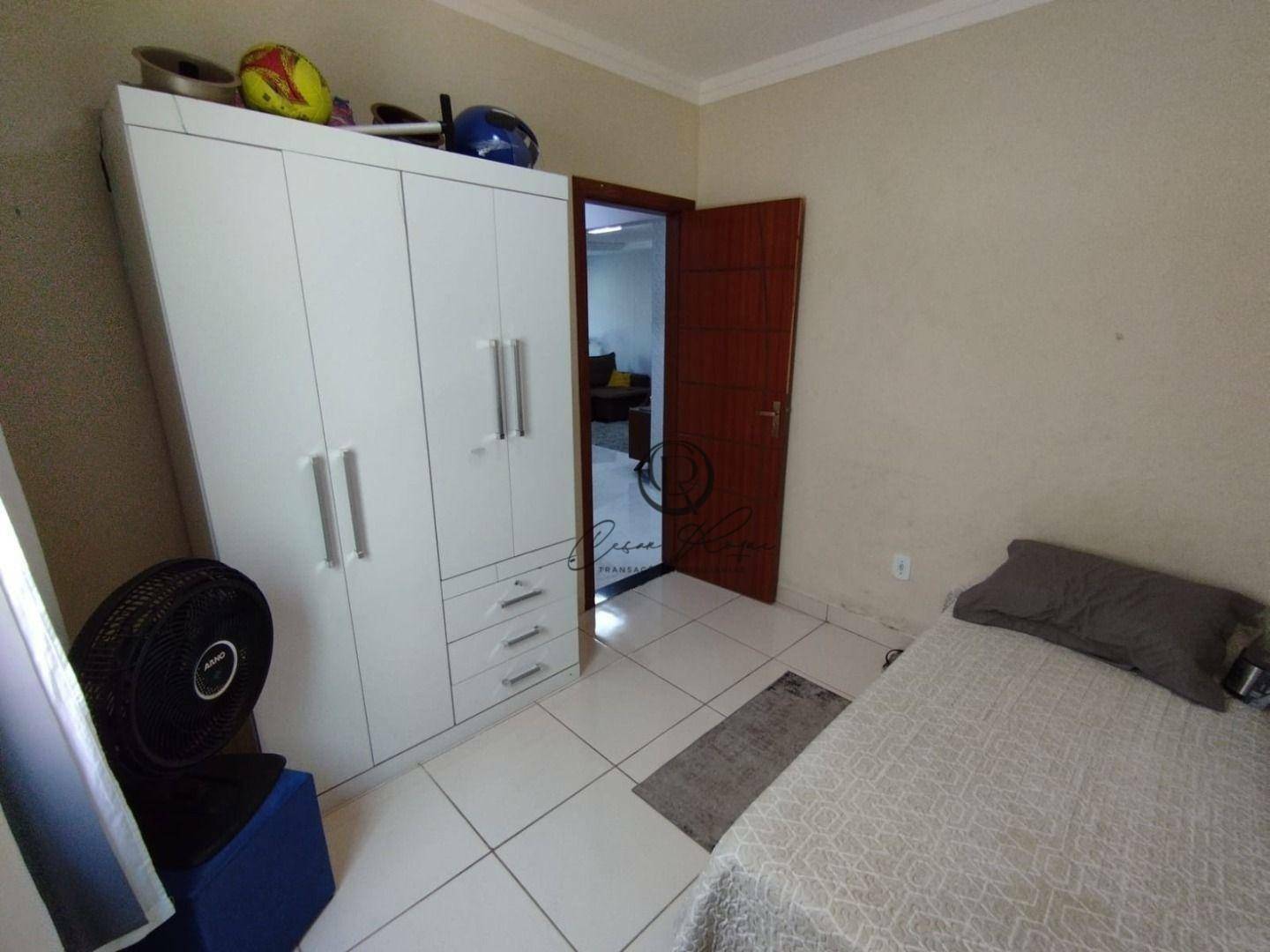 Casa de Condomínio à venda com 4 quartos, 216m² - Foto 16