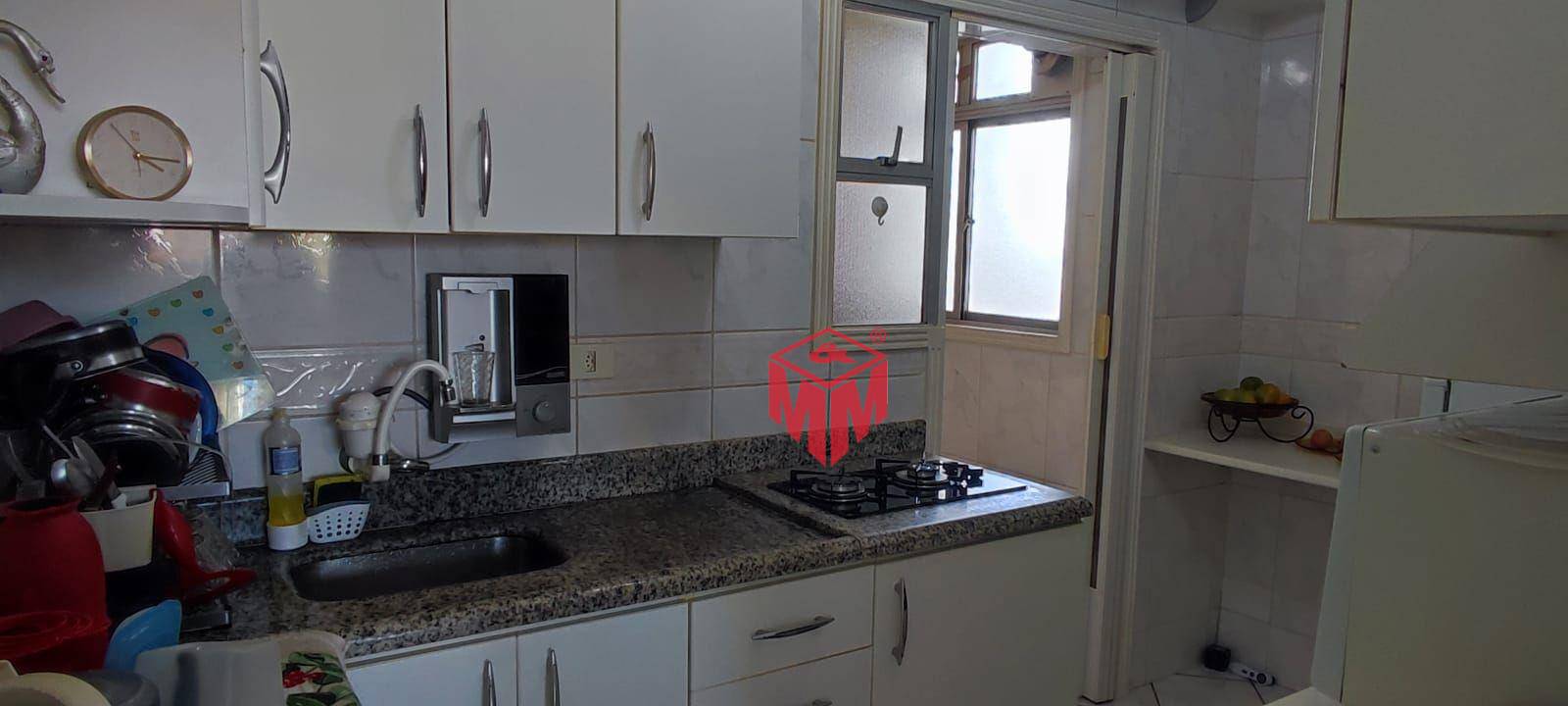 Apartamento à venda com 2 quartos, 70m² - Foto 7