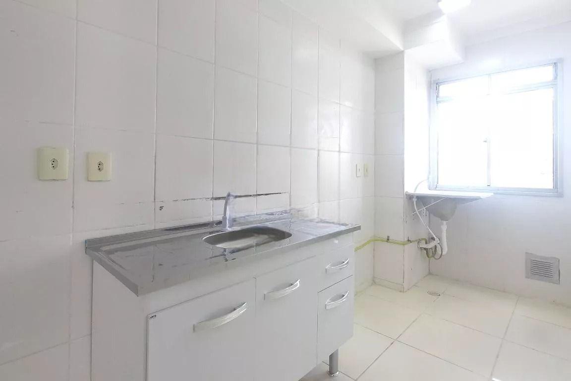 Apartamento à venda com 2 quartos, 48m² - Foto 5