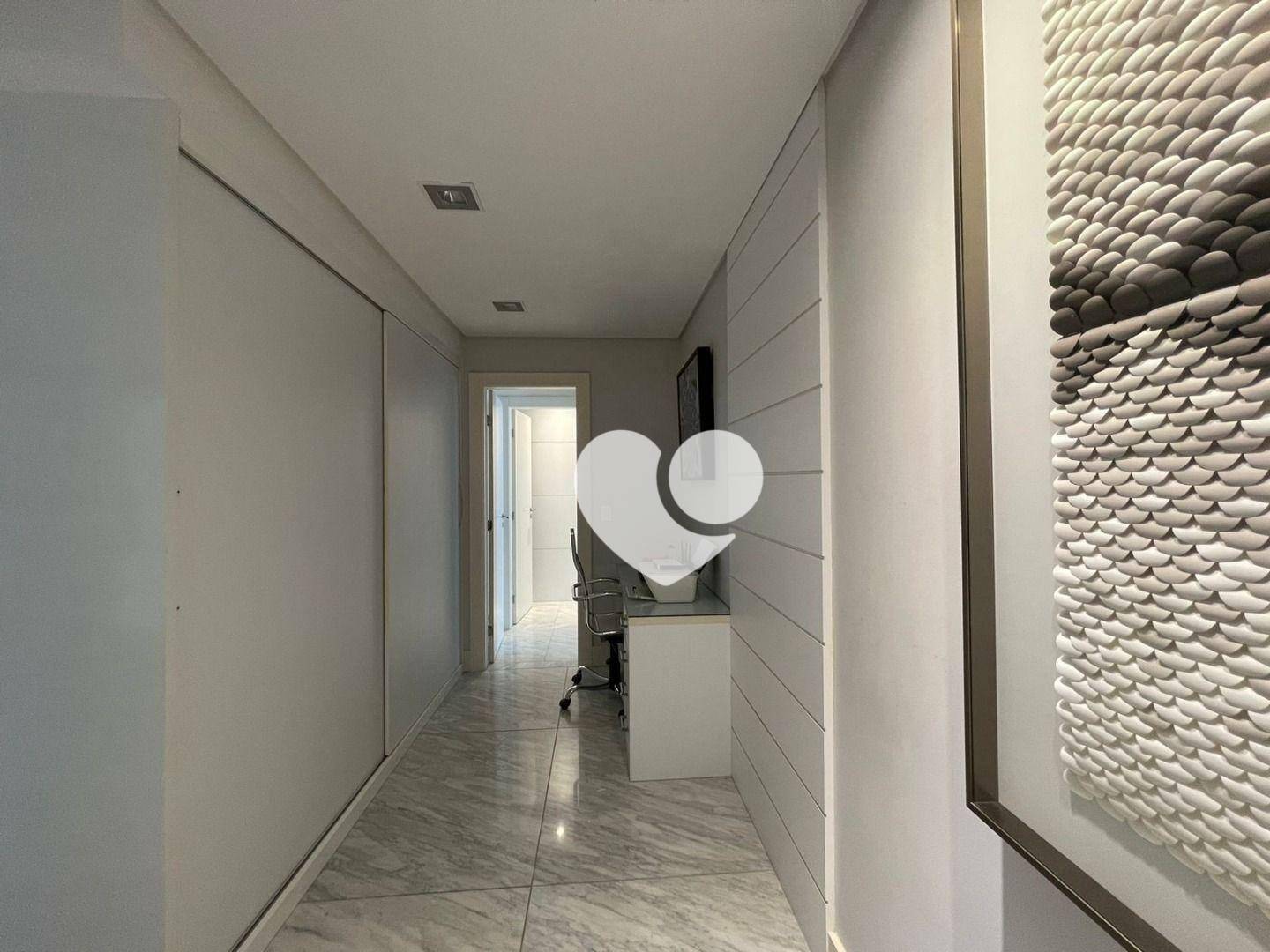 Apartamento à venda com 4 quartos, 330m² - Foto 37