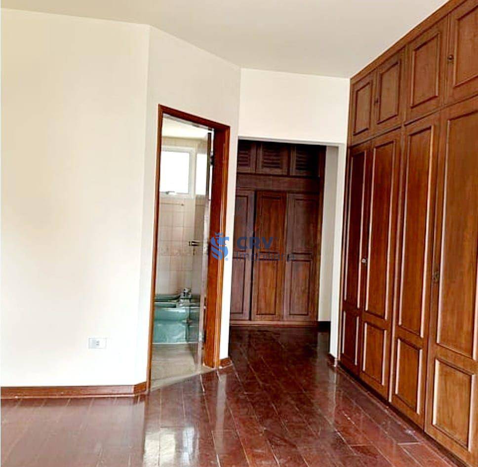 Apartamento à venda com 4 quartos, 246m² - Foto 7