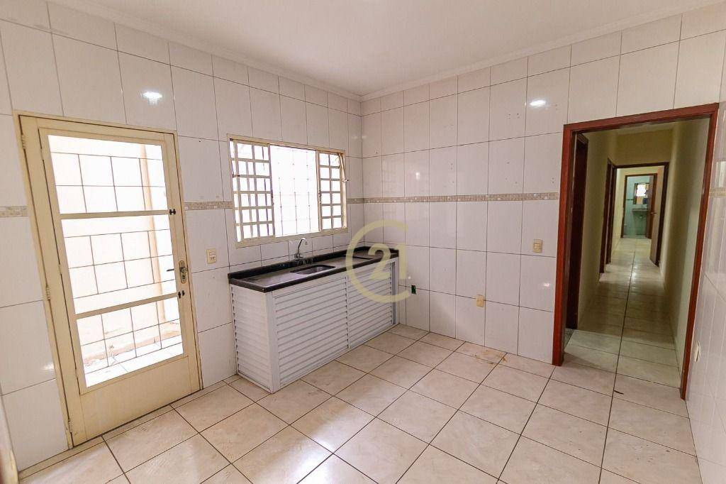 Casa à venda com 3 quartos, 103m² - Foto 25