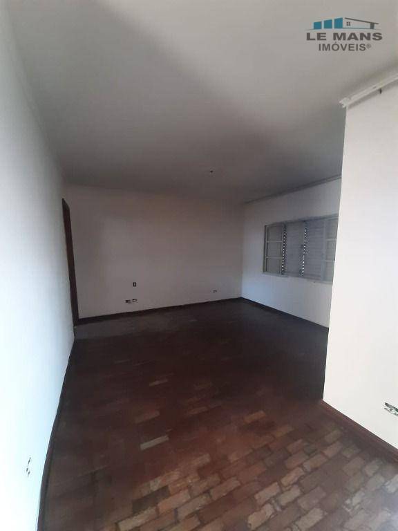 Casa à venda com 3 quartos, 237m² - Foto 12