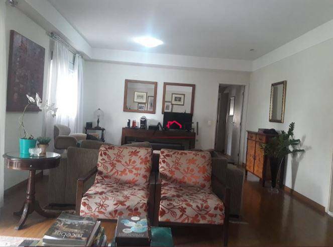 Apartamento para alugar com 3 quartos, 156m² - Foto 2